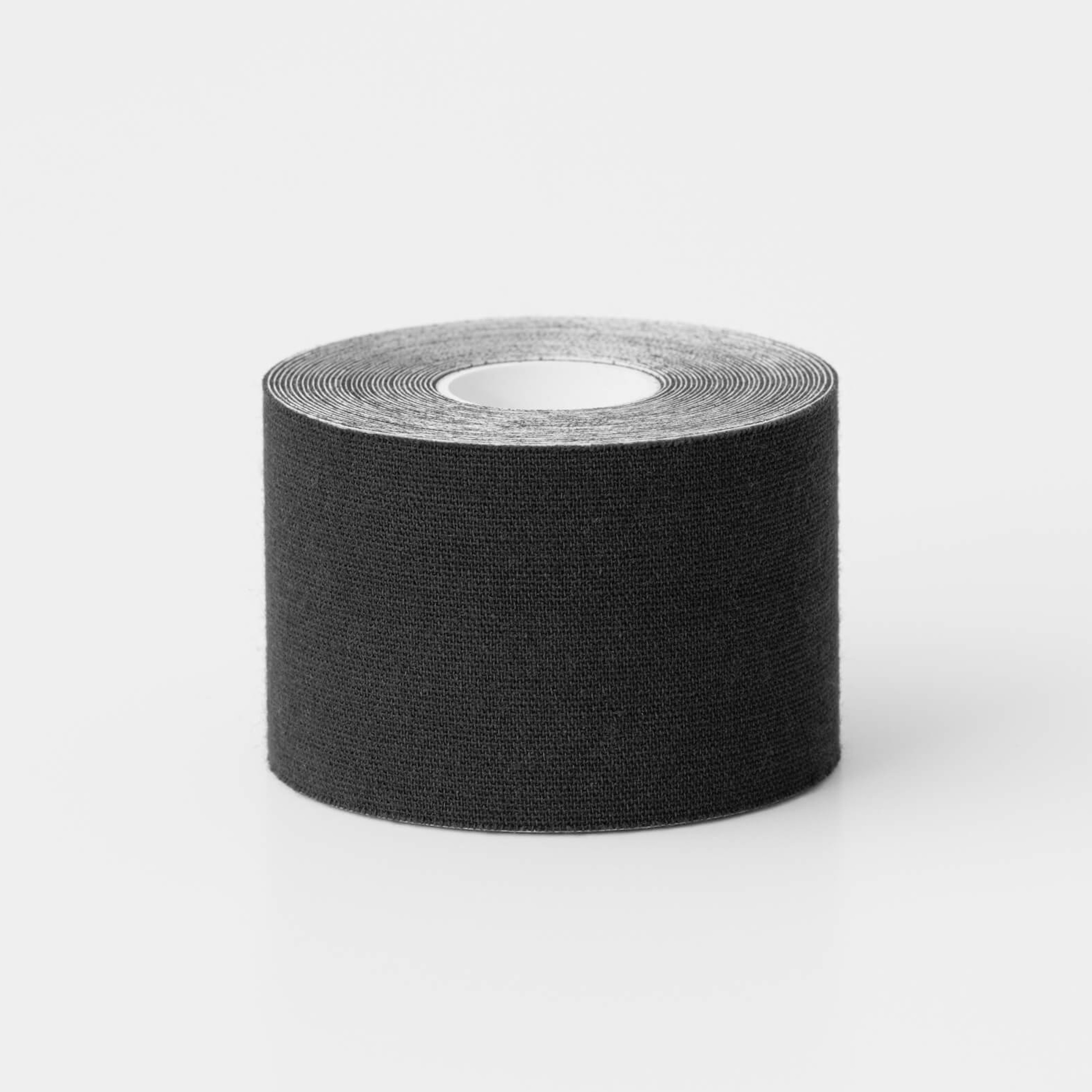 Schwarzes Baumwolltape zum Kleben auf Rolle weißer Hintergrund Kaufe dein schwarzes Baumwollband für Aerial Hoop im Diabolo Freizeitsport Onlineshop!
