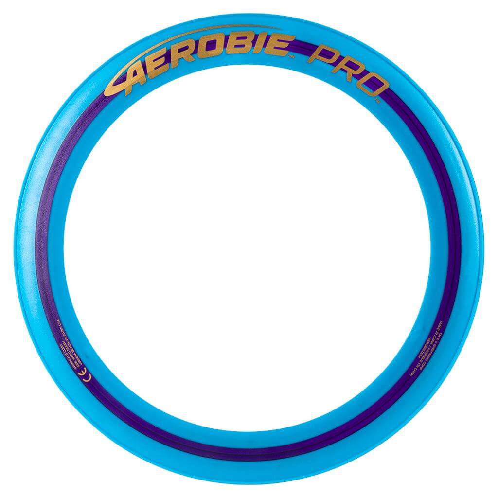 Aerobie - Blauer Pro Wurfring auf weißem Hintergrund Aerobie - Blauer Pro Wurfring auf weißem Hintergrund